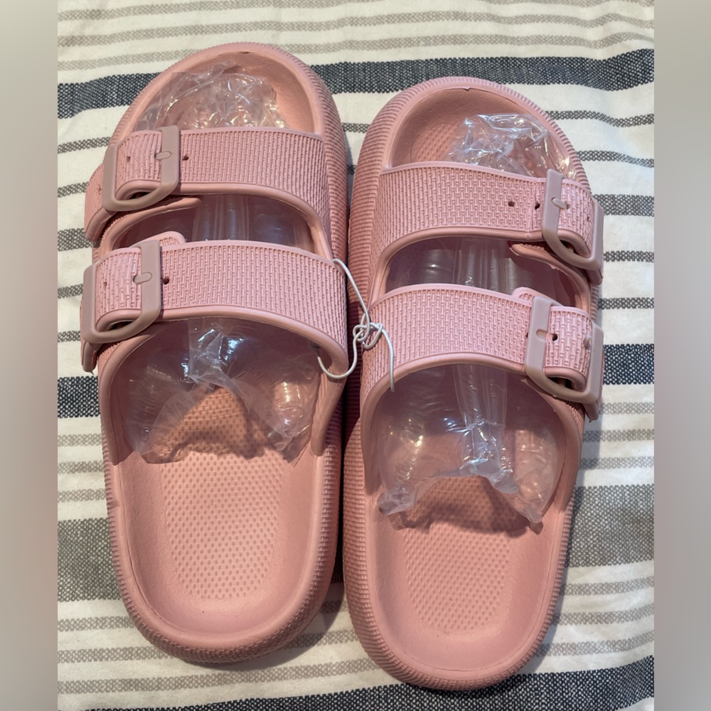 NWT Pink Sandals